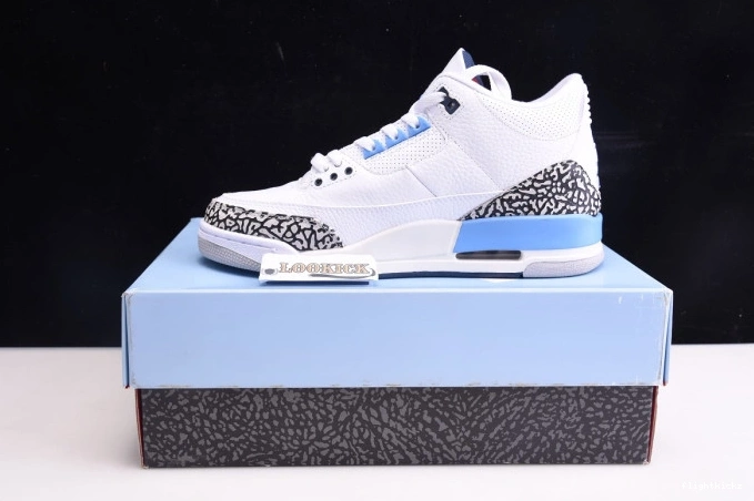 UNC Jordan CT8532-104 3 Air 0822